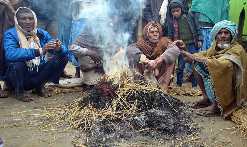 तराईका जिल्लामा चिसो बढ्यो, पर्सामा एक जनाको मृत्यु