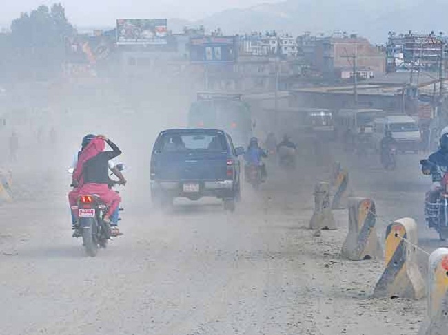 तराईमा तुवाँलो, काठमाडौंमा धुवाँलो... 