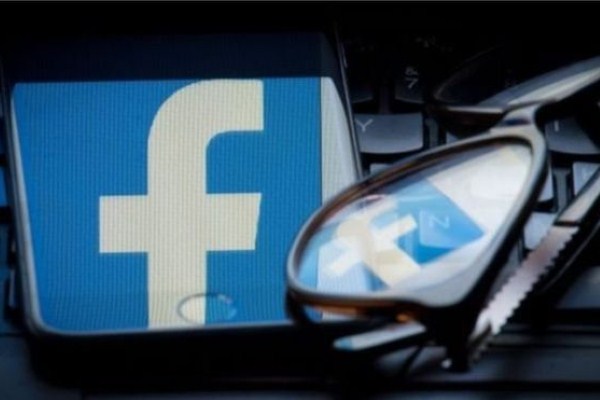 फेसबुक स्क्याण्डलबाट झन्डै ९ करोड प्रयोगकर्ता प्रभावित !